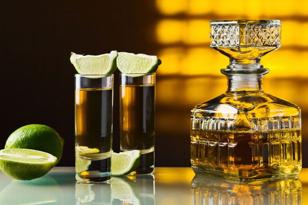 tequila30DFFD03-738D-99C0-1A3E-4DF7D6617D1B.jpg